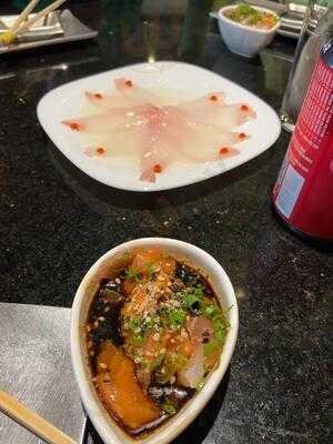 Gaman Restaurante Japonês