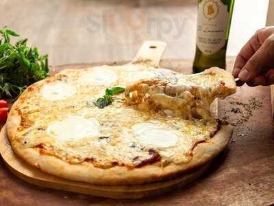 La Portenha Pizzaria