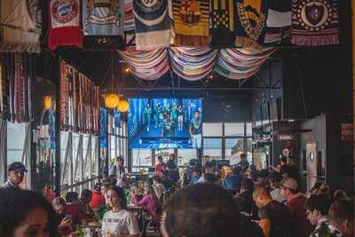 Clube Do Bola Sports Bar