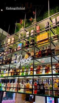 John's Grill Wine Salad