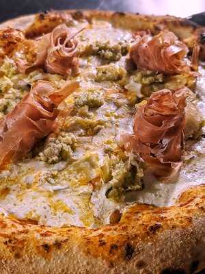 A πzza - Pizzaria Artesanal