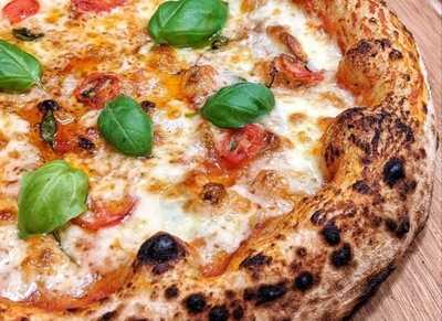 A πzza - Pizzaria Artesanal