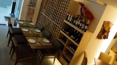 Wine Body - Bar E Loja