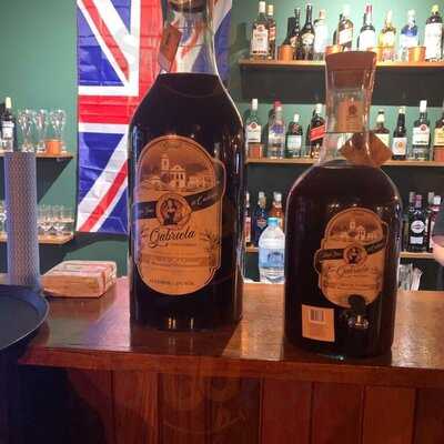 O Plebeu - English Pub