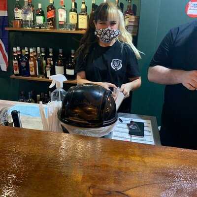 O Plebeu - English Pub