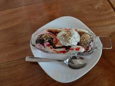 Deli Café E Bistrô