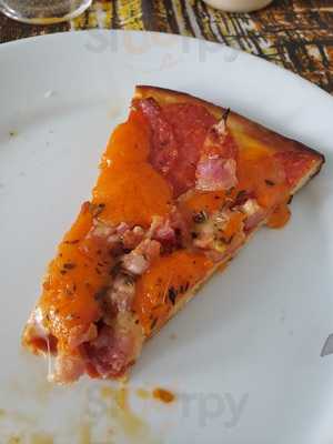 Santa Pizza Delivery