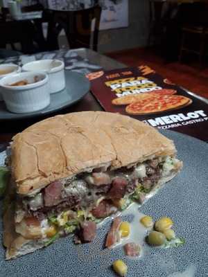 Merlot Pizzaria Gastro Pub