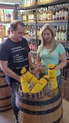 Moça Bonita Cachaçaria