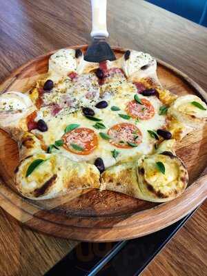 Downtown Pizza & Bar