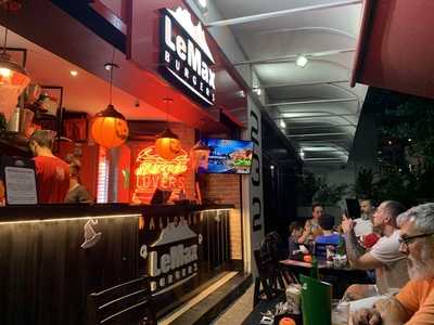 Lemax Hamburgueria - Méier