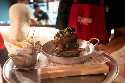 Clandestino Bbq Bar