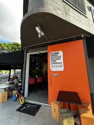 Backstage Meat And Heat