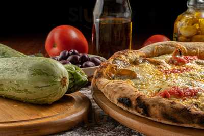 Villa Carlotta Pizzaria