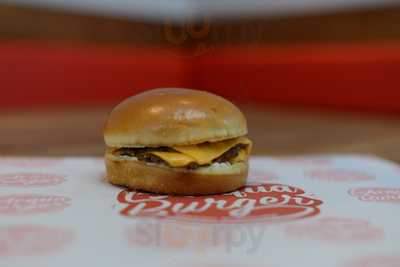 Acqua Burger Smash Burger