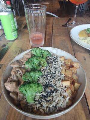 Eat Kitchen - Canela