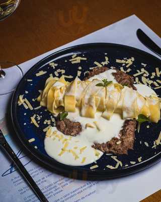 Mont Cristo Wine Bar