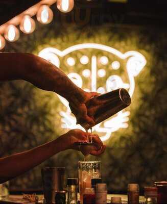 Tropikkal Bar Restaurante