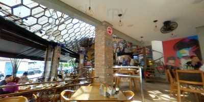 Espetaria Zé Colméia