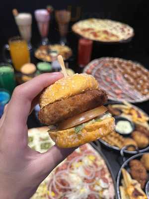 Croma Pizza & Burguers