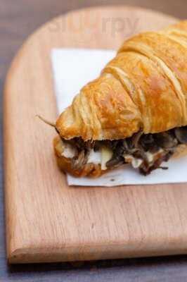 Slowdown - Café & Bistrô