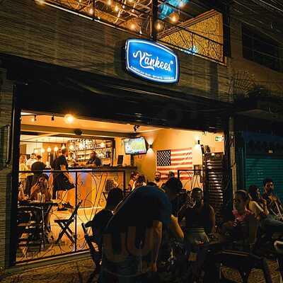 Yankees American Bar E Hookah