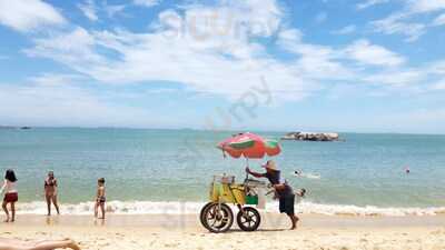 Feirinha Da Praia Da Costa