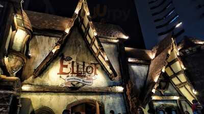 Elliot - Restaurante Temático