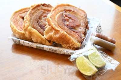 Leitão De Gravata- Pork Chopp