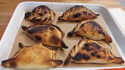La Guapa Empanadas