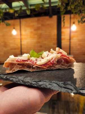 Così Com'é Pizza E Pane Artigianale