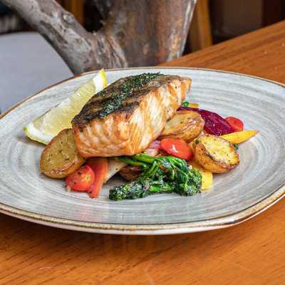 Vicky Barcelona Restaurant & Lounge