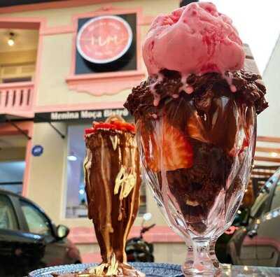 Menina Moça Bistrô