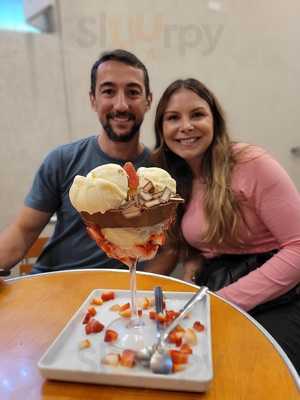 Menina Moça Bistrô