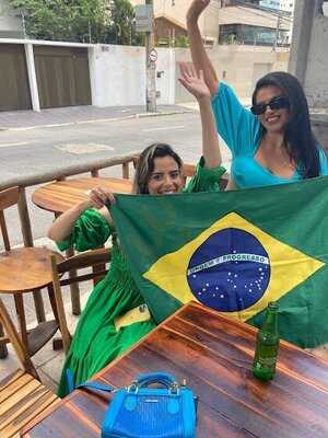 Dizzy - Bar & Specialty Market