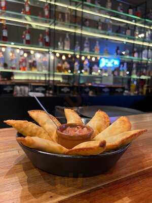 Seo Joaquim Bar & Grill