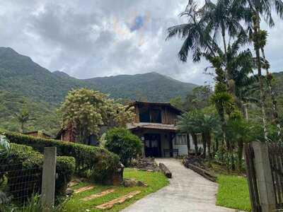 Querido Restaurante E Charcutaria