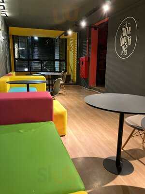 A Pão De Queijaria - Álvares Cabral