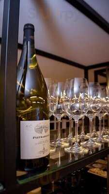 Espaço Tudo E Vinho