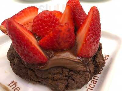 Mr. Cheney (shopping Center Norte)