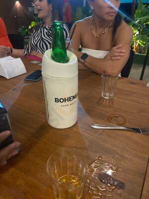 Riô - Drinks & Comida