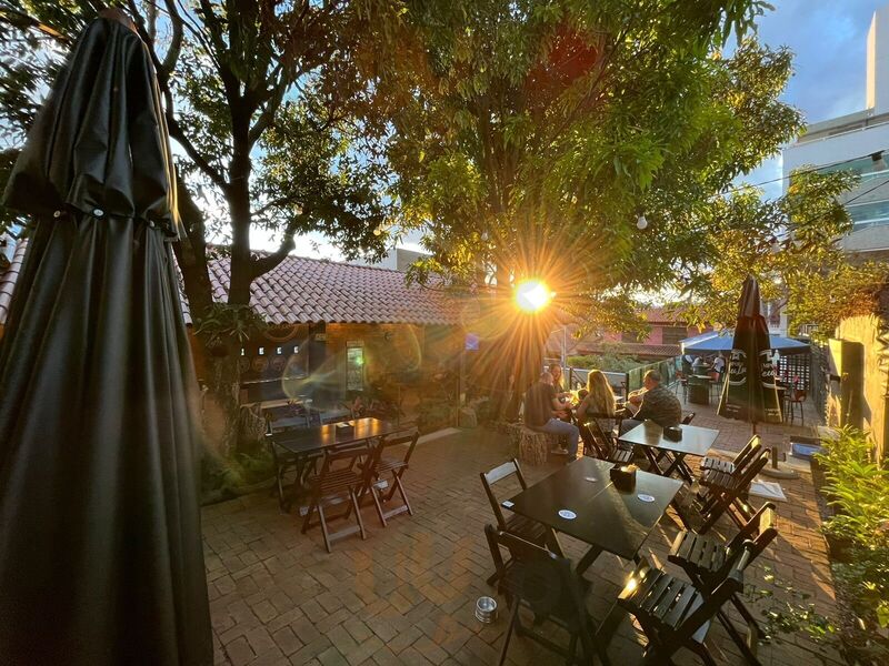 Quintal Fim De Tarde