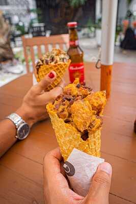 Frango & Cone