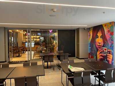 Sterna Café Robocop