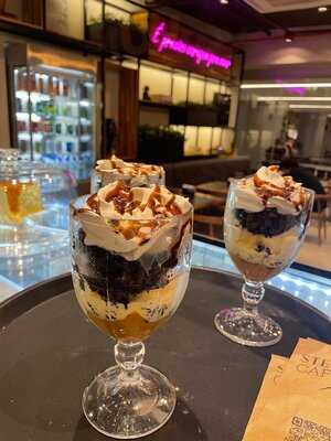 Sterna Café Robocop