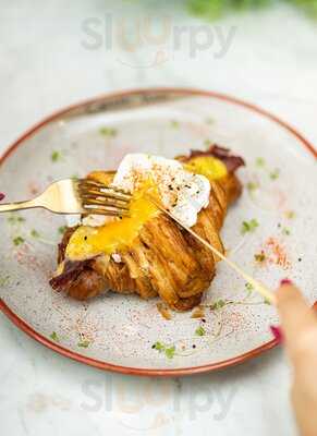 Coffee Train Armazem Rita Maria