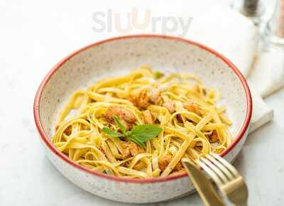 Coffee Train Armazem Rita Maria