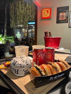 B De Burger - Balneário Camboriú