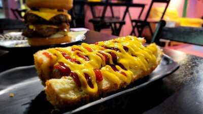 Bar & Home'r Springfielteria