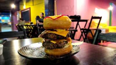 Bar & Home'r Springfielteria